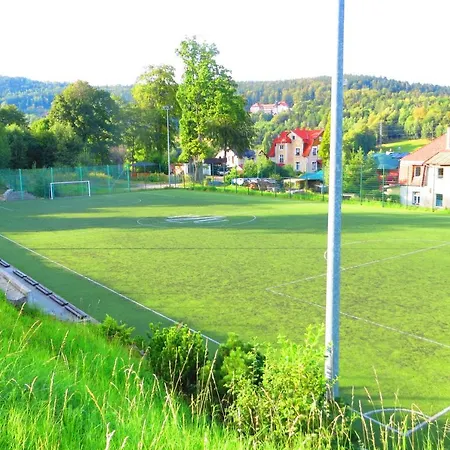 Apartment Modern Z Ogrodem